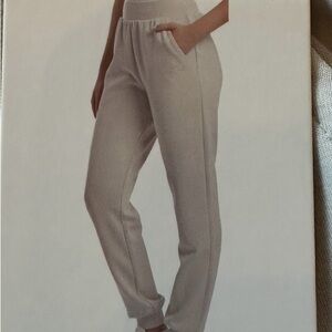 Nwt. Lazy pants